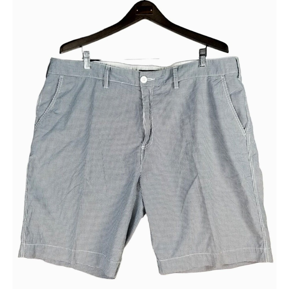 Tommy Hilfiger Shorts Mens size 42 Blue White Plaid Casual Relaxed inseam 10